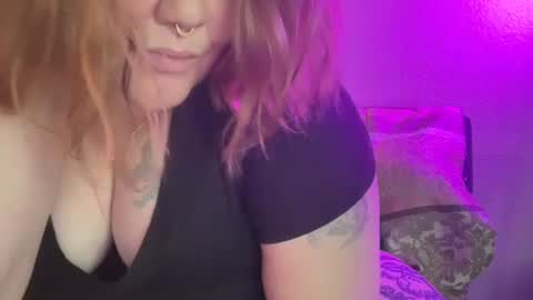 Peachy Nessa online show from September 9, 2025, 12:21 am