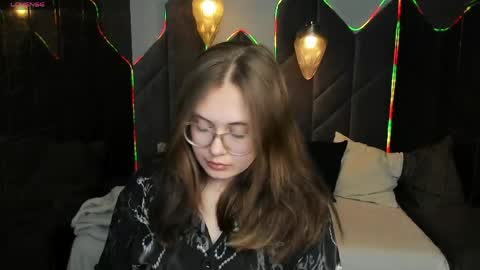 peachynoxxx online show from April 23, 2026, 2:08 pm