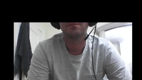 peachz_n_cream online show from January 19, 2025, 1:32 am