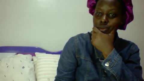 peacockxx online show from September 23, 2025, 5:43 am