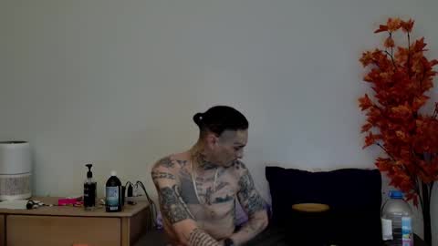 PeanutGee online show from March 15, 2026, 7:03 am