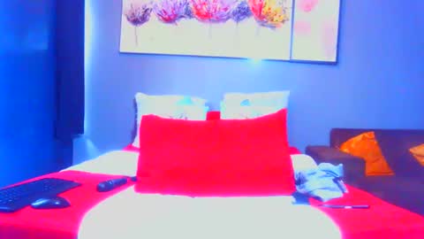 Pearl online show from February 19, 2025, 11:38 am