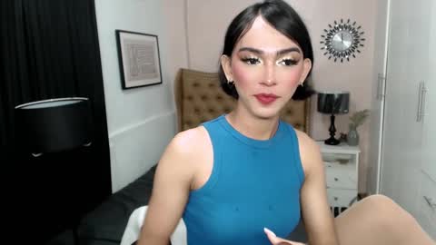 Snapshot of pearlmoore chatting on March 2, 2025, 9:32 pm Pearl online show from March 2, 2025, 9:32 pm