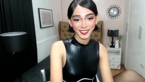 Snapshot of pearlmoore chatting on March 10, 2025, 2:16 pm Pearl online show from March 10, 2025, 2:16 pm