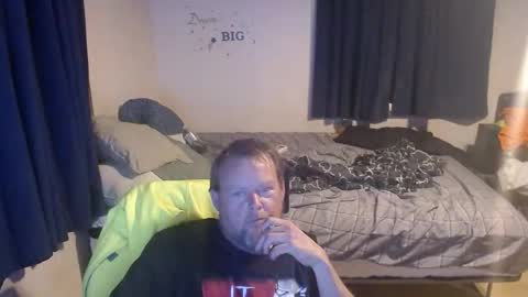 Snapshot of pecker40 chatting on February 23, 2026, 12:41 am pecker40 online show from February 23, 2026, 12:41 am