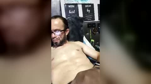 pedrocoelhopio online show from June 14, 2026, 4:47 am