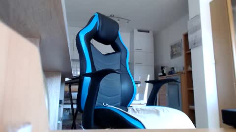 Snapshot of pedrodollo chatting on March 18, 2026, 7:55 am pedrodollo online show from March 18, 2026, 7:55 am