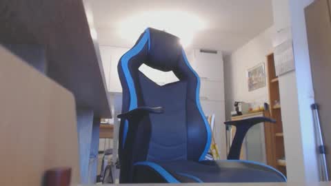 Snapshot of pedrodollo chatting on April 14, 2026, 7:14 am pedrodollo online show from April 14, 2026, 7:14 am