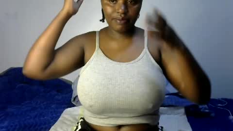 Snapshot of peekyshams chatting on June 16, 2026, 2:19 pm peekyshams online show from June 16, 2026, 2:19 pm
