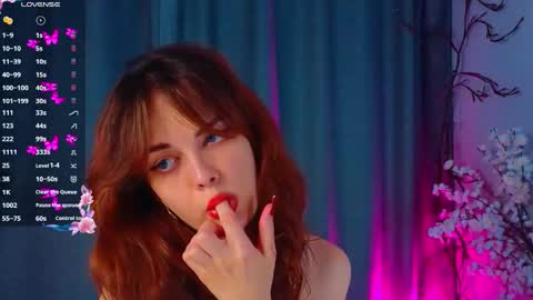 LisaDrako online show from September 22, 2025, 8:44 pm