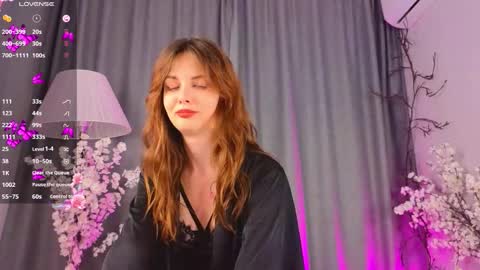 LisaDrako online show from September 23, 2025, 6:22 pm