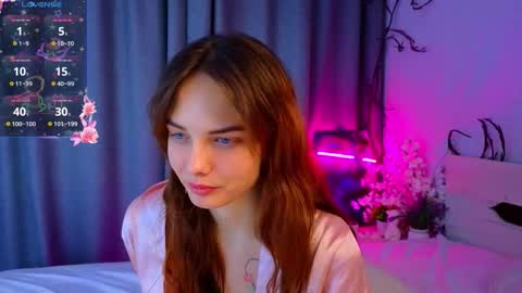 LisaDrako online show from October 21, 2025, 7:25 pm