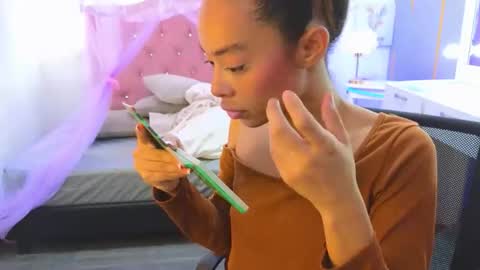 peneelopeecute online show from April 7, 2026, 8:20 pm