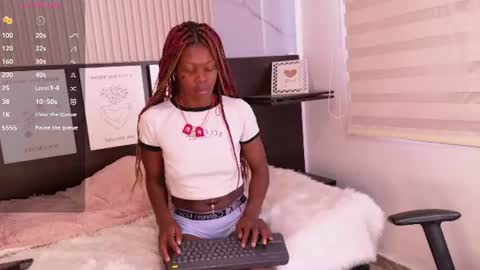 penelope_as online show from July 4, 2026, 1:17 pm