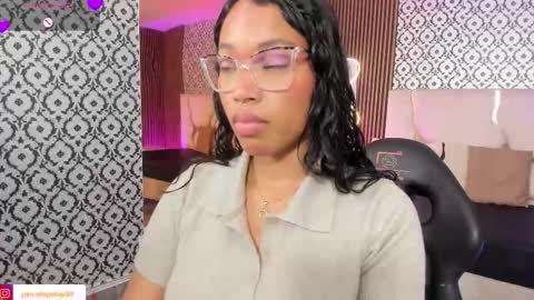 Snapshot of penelope_tay chatting on February 4, 2026, 3:12 am penelope online show from February 4, 2026, 3:12 am