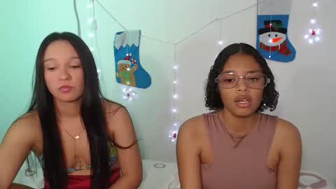 penelopeh_ online show from December 3, 2025, 7:12 pm