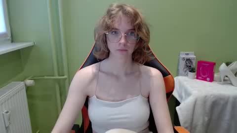 Penny online show from November 18, 2025, 7:46 am