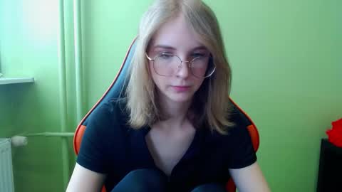 Penny online show from March 24, 2026, 7:35 am