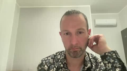 peppinslosqualo online show from May 20, 2026, 9:32 pm