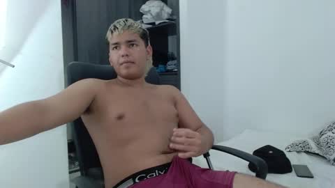 Snapshot of percibal_junior1 chatting on February 13, 2025, 8:38 am percibal_junior1 online show from February 13, 2025, 8:38 am