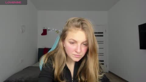 Snapshot of perditapravdina chatting on December 11, 2024, 9:01 pm PerditaPravdina online show from December 11, 2024, 9:01 pm