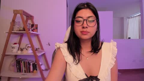 Sarah Ana Banana online show from February 3, 2025, 10:43 pm