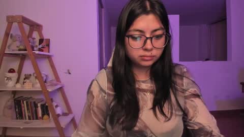 Sarah Ana Banana online show from February 18, 2025, 5:20 am