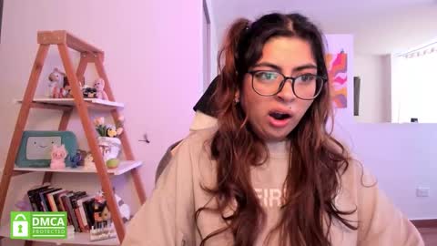 Sarah Ana Banana online show from February 19, 2026, 11:50 am