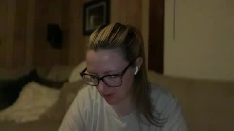 Nelly online show from September 17, 2025, 3:41 am