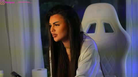 Dee online show from December 3, 2024, 9:11 am