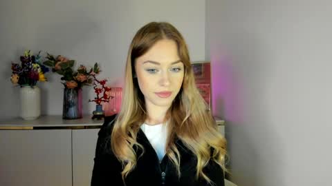 Cindy online show from April 8, 2026, 5:29 am