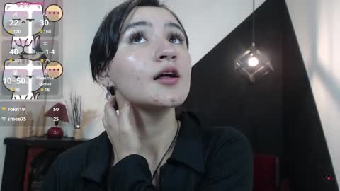 Snapshot of perla_campbell chatting on December 12, 2024, 8:53 pm online show from December 12, 2024, 8:53 pm