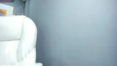 PERLA  online show from September 13, 2025, 10:53 pm