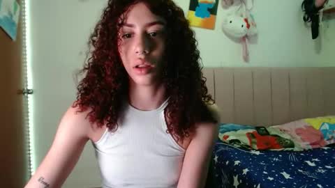 perlaweb_09 online show from October 17, 2025, 12:36 am