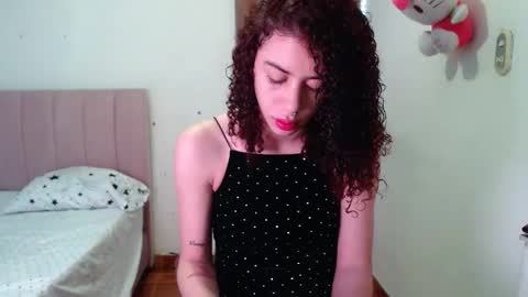 perlaweb_09 online show from November 14, 2025, 8:18 pm