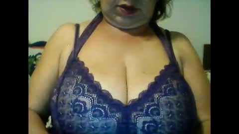 Snapshot of perlita070822 chatting on December 10, 2024, 4:56 am perlita070822 online show from December 10, 2024, 4:56 am