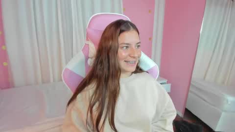 Snapshot of persefone_saira chatting on November 4, 2025, 11:15 pm Marie online show from November 4, 2025, 11:15 pm