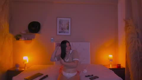 Marie online show from April 17, 2026, 11:13 am