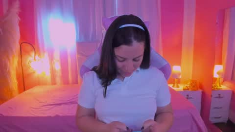 Snapshot of persefone_saira chatting on April 29, 2026, 11:58 am Marie online show from April 29, 2026, 11:58 am