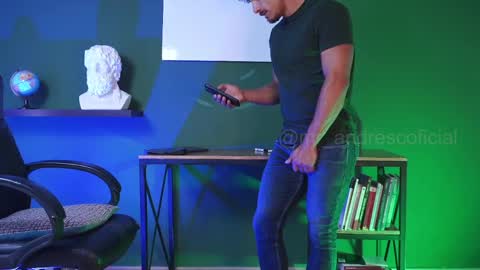 Snapshot of perseoo_88 chatting on December 4, 2024, 2:48 pm andres online show from December 4, 2024, 2:48 pm