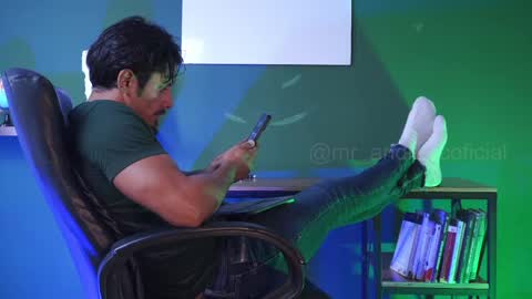 Snapshot of perseoo_88 chatting on December 4, 2024, 5:55 pm andres online show from December 4, 2024, 5:55 pm