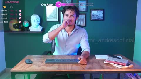 Snapshot of perseoo_88 chatting on January 8, 2025, 12:58 pm andres online show from January 8, 2025, 12:58 pm