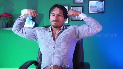 Snapshot of perseoo_88 chatting on January 16, 2025, 7:52 pm andres online show from January 16, 2025, 7:52 pm