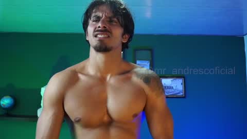 Snapshot of perseoo_88 chatting on February 12, 2025, 10:48 pm andres online show from February 12, 2025, 10:48 pm