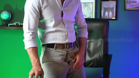 Snapshot of perseoo_88 chatting on February 20, 2025, 8:14 pm andres online show from February 20, 2025, 8:14 pm