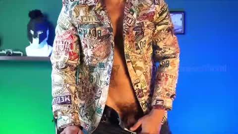 Snapshot of perseoo_88 chatting on February 21, 2025, 4:37 pm andres online show from February 21, 2025, 4:37 pm