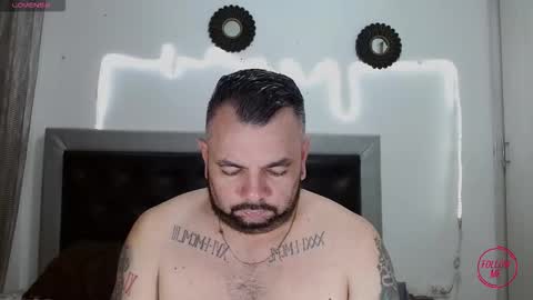 Carlos online show from October 25, 2025, 5:37 am