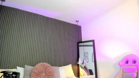 Lizza online show from November 28, 2025, 10:51 am