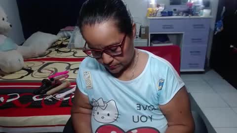 Snapshot of pervert_mommy_x chatting on April 28, 2026, 9:47 am SAMY online show from April 28, 2026, 9:47 am