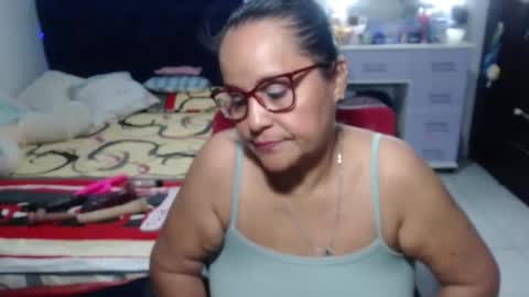 Snapshot of pervert_mommy_x chatting on April 29, 2026, 10:08 am SAMY online show from April 29, 2026, 10:08 am